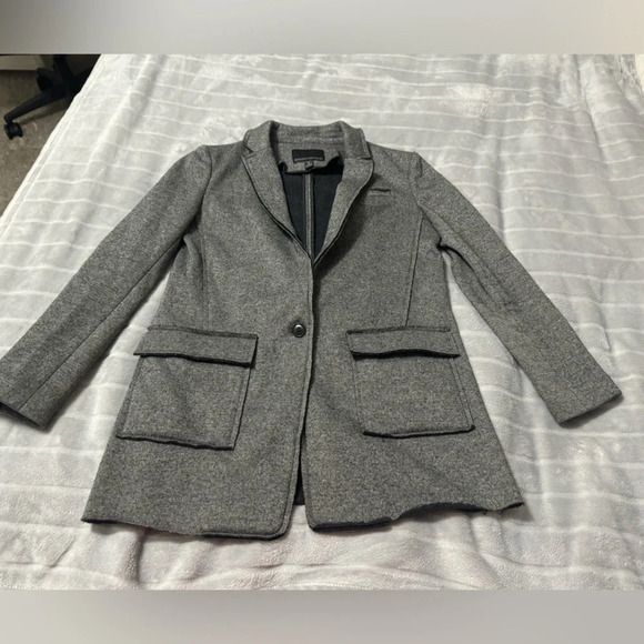 Banana Republic Jackets & Blazers - BANANA REPUBLIC Women's Wool Blend Tweed Boyfriend Blazer Gray Size 2P